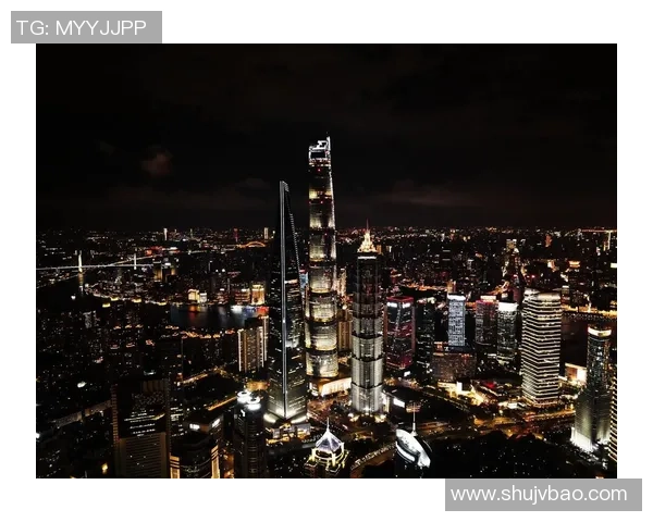 足球巨星凝望上海夜景 彰显城市魅力与球场风采